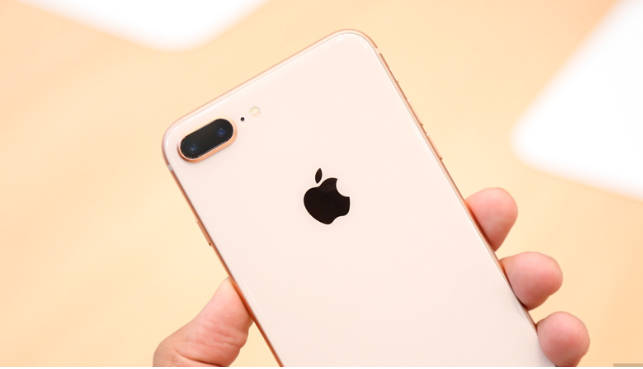 Trước thềm ra mắt iPhone 15, giá iPhone 8 Plus giảm kỉ lục, liệu còn đáng xuống tiền