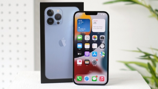 iPhone 13 Pro Max giảm giá cuối tháng 8/2023: Dân tình "mừng thầm"
