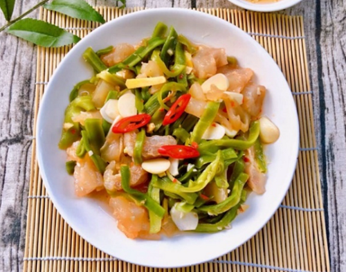 Loại rau có bạt ngàn rất tốt cho sức khỏe nhưng người Việt ít ai ăn