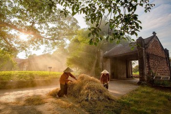 Lạc vào chốn bình yên với những ngôi làng nhuốm màu thời gian