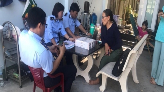 Khánh Hòa: Xử phạt 2 hộ kinh doanh buôn bán thuốc lá điếu nhập lậu