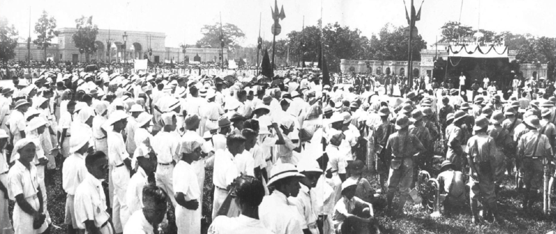 Quang cảnh Ngày Độc lập 2/9/1945 tại Ba Đình trước khi khai lễ