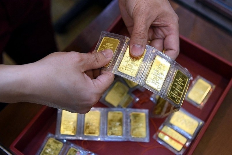 Vàng trong nước ổn định bất chấp giá thế giới suy giảm