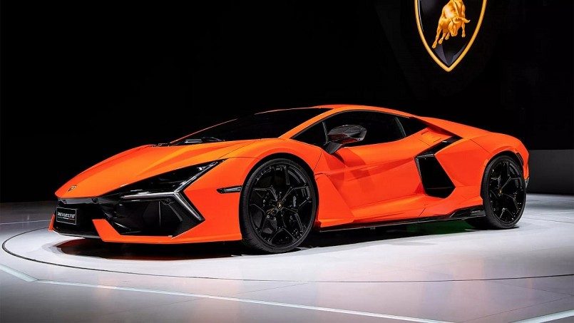 Lamborghini Revuelto ra mắt tại Malaysia, giá lên tới 32 tỷ đồng