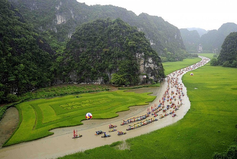 Tam Cốc - Bích Động mùa lúa chín