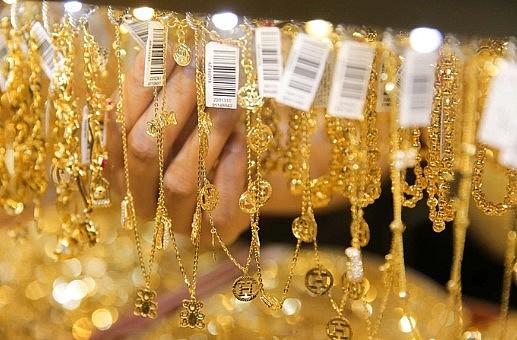 Vàng trong nước giao dịch gần ngưỡng 69 triệu đồng/lượng