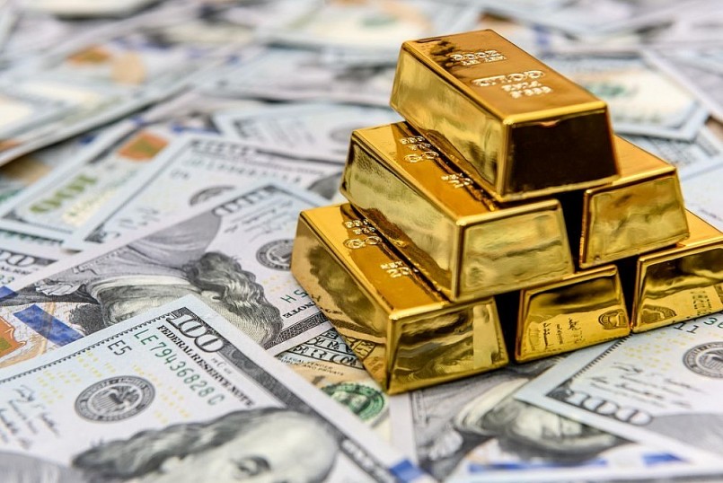 Giá vàng thế giới giảm gần 4% trong tuần qua