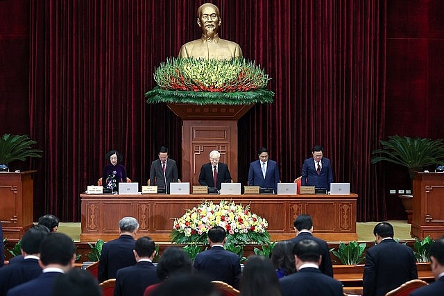Trung ương dành một phút tưởng niệm cố Phó Thủ tướng Chính phủ Lê Văn Thành và các nạn nhân bị thiệt mạng bởi thiên tai, hoả hoạn vừa qua -Ảnh: Nhật Bắc