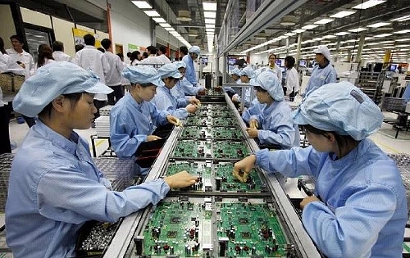 Nhóm mặt hàng điện thoại, máy tính, sản phẩm, linh kiện điện tử và rau quả xuất khẩu lớn nhất sang thị trường Trung Quốc