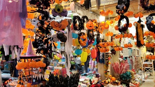 7 địa điểm bán đồ Halloween tại Hà Nội cho những tín đồ mê hóa trang