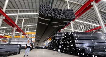 Việt Nam nhập khẩu gần 10 triệu tấn sắt thép trong 9 tháng