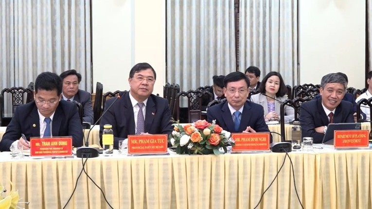 Tập đoàn Phát triển năng lượng Gulf (Thái Lan) đề xuất đầu tư trung tâm điện khí và kho cảng LNG tại Nam Định