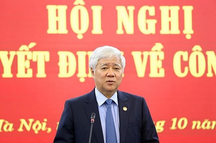 Bí thư Trung ương Đảng, Chủ tịch Ủy ban Trung ương MTTQ Việt Nam Đỗ Văn Chiến phát biểu tại Hội nghị.