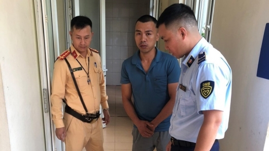 Quảng Ninh: Xử phạt cá nhân buôn bán thuốc lá điếu nhập lậu