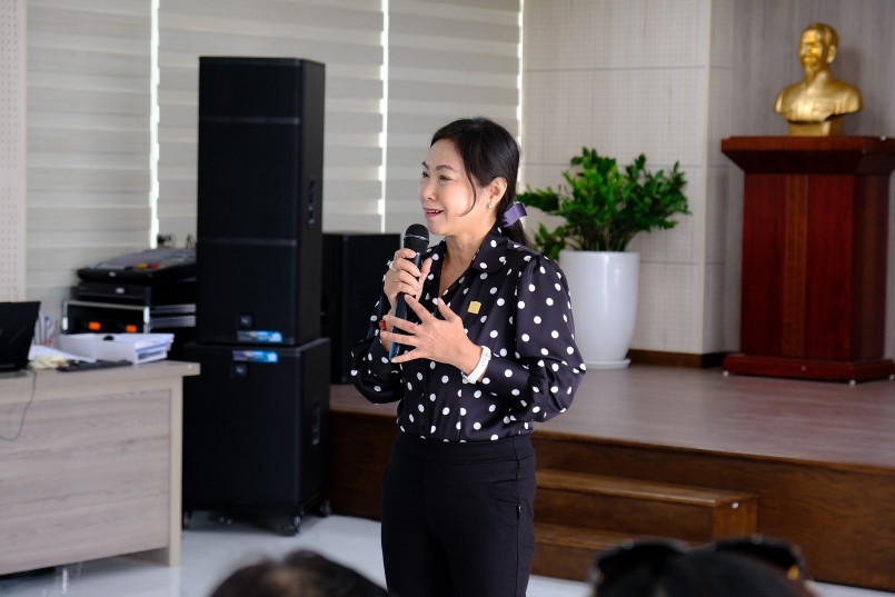 Bà Nguyễn Thanh Tuyền - Giám đốc điều hành dược liệu Sóc Sơn phát biểu
