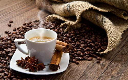 Giá nông sản hôm nay 30/10: Cà phê duy trì ổn định, hồ tiêu đồng loạt giảm 1.000 đồng/kg