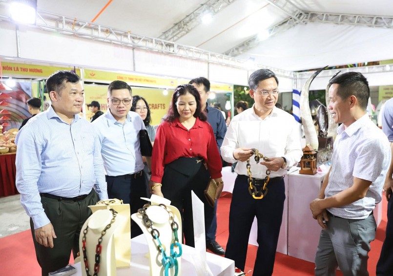 Hà Nội: Khai mạc Triển lãm các sản phẩm hàng thủ công mỹ nghệ mới, sáng tạo tại huyện Thường Tín