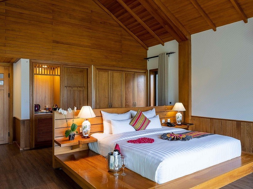 Serena Resort Kim Bôi đón tiếp đoàn Tổng thống Mông Cổ khi sang thăm Việt Nam