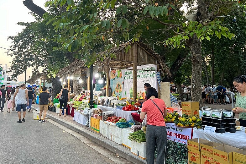 Rộn ràng Lễ hội trái cây Thành phố Hà Nội năm 2023