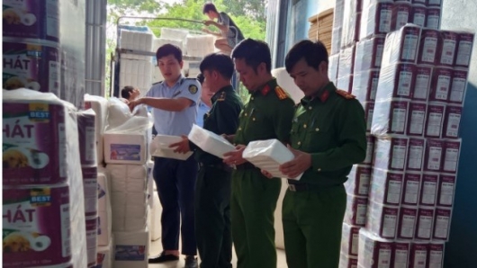 Thanh Hoá: Phát hiện cơ sở sản xuất giấy vệ sinh giả quy mô lớn
