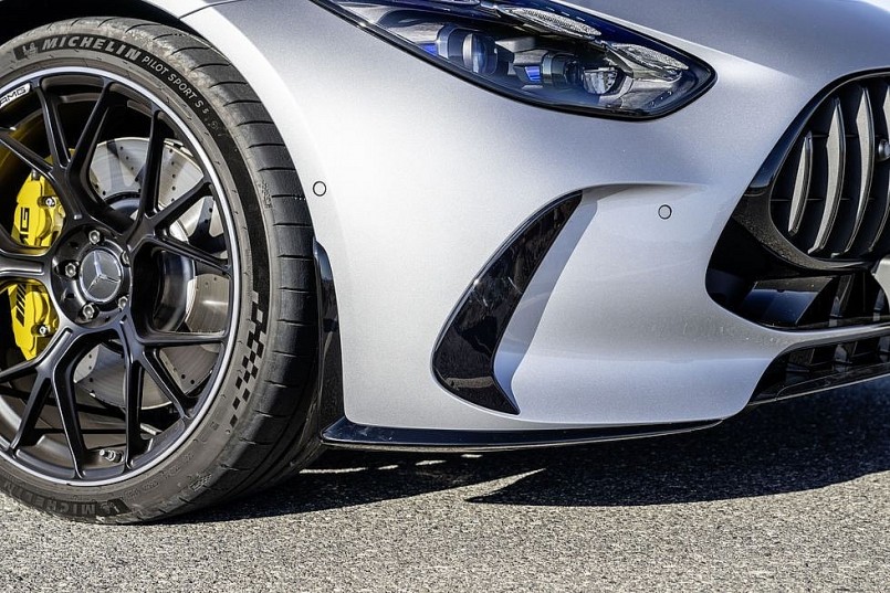 Mercedes-AMG GT63 Coupa: Sự pha trộn giữa hiệu suất và tính thực dụng