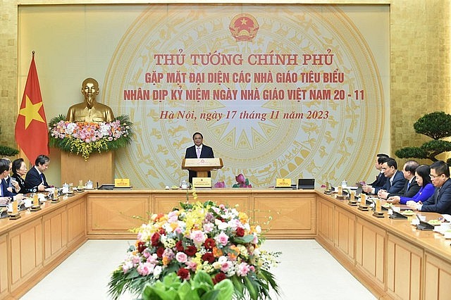 Thủ tướng Phạm Minh Chính gặp mặt đại diện các nhà giáo tiêu biểu