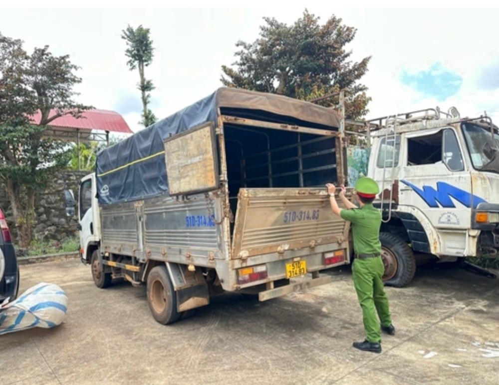 Đắk Lắk: Bắt quả tang đối tượng tàng trữ gần 150kg pháo nổ trái phép