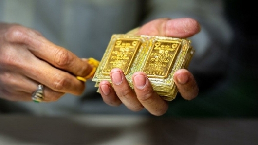 Giá vàng hôm nay 22/11/2023: Vàng trong nước vượt ngưỡng 71 triệu đồng/lượng