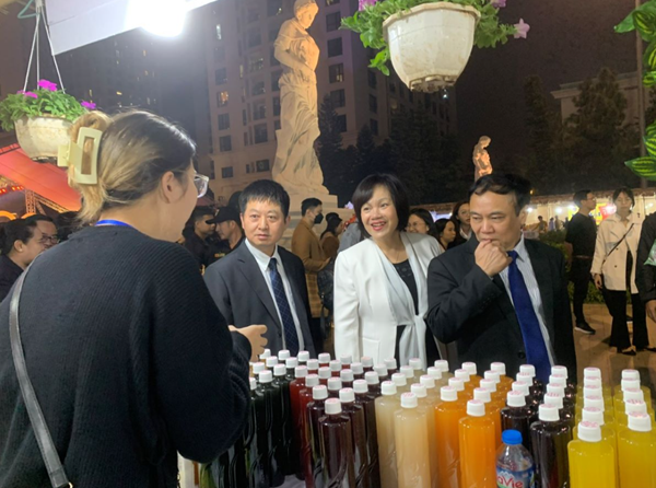 Gần 300 gian hàng trưng bày tại Hội chợ Đặc sản Vùng miền Việt Nam 2023