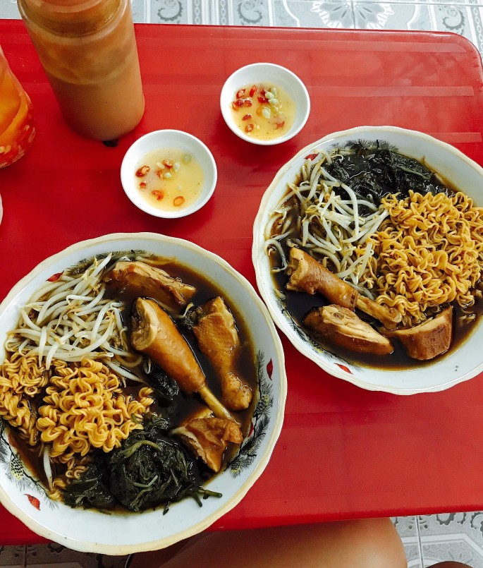 5 quán gà tần nổi tiếng ở Hà Nội, ai ăn xong cũng xuýt xoa khen ngợi