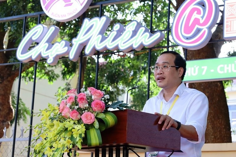 Phó Chủ tịch UBND TP. Buôn Ma Thuột Trần Đức Nhật phát biểu tại lễ khánh thành Chợ phiên @ BMT.