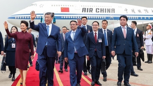 Tổng Bí thư, Chủ tịch Trung Quốc Tập Cận Bình đến Hà Nội, bắt đầu chuyến thăm cấp Nhà nước tới Việt Nam