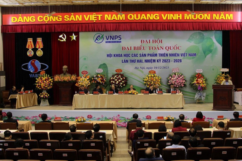 Th.S, Nhà báo Nguyễn Viết Hưng làm Phó Chủ tịch Hội Khoa học các sản phẩm thiên nhiên Việt Nam