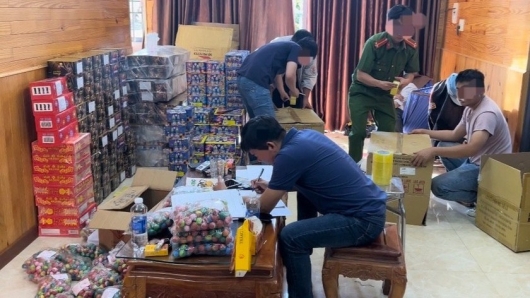 Lâm Đồng: Bắt giữ vụ tàng trữ gần 60 kg pháo lậu tại xã Bình Thạnh