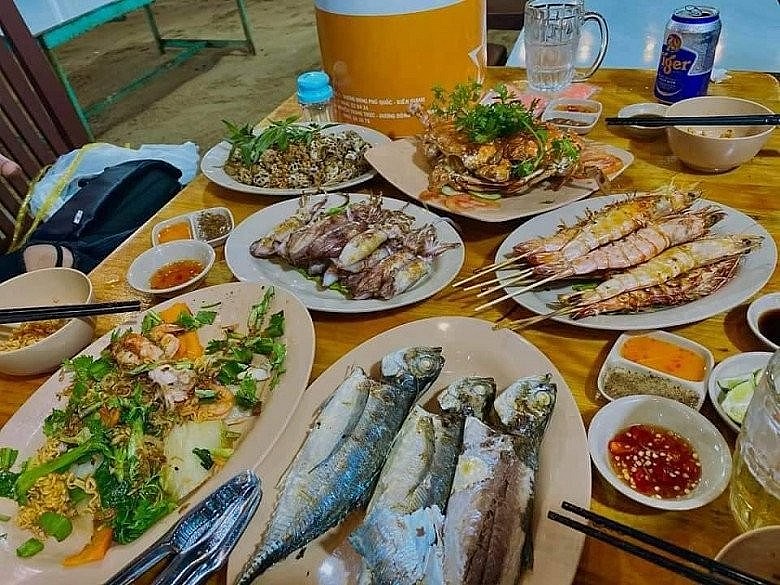 5 địa chỉ hải sản giá bình dân tại Phú Quốc mà chất lượng cực tươi ngon