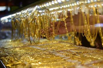 Giá vàng hôm nay 14/1/2024: Vàng trong nước vọt lên 77 triệu đồng/lượng