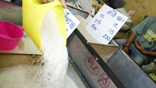 Một tuần biến động mạnh của giá gạo thế giới