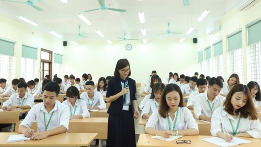 Bảo đảm chất lượng giáo dục đại học ở Việt Nam từ kinh nghiệm các mô hình trên thế giới