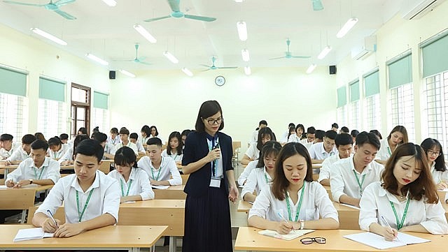 Bảo đảm chất lượng giáo dục đại học ở Việt Nam từ kinh nghiệm các mô hình trên thế giới.