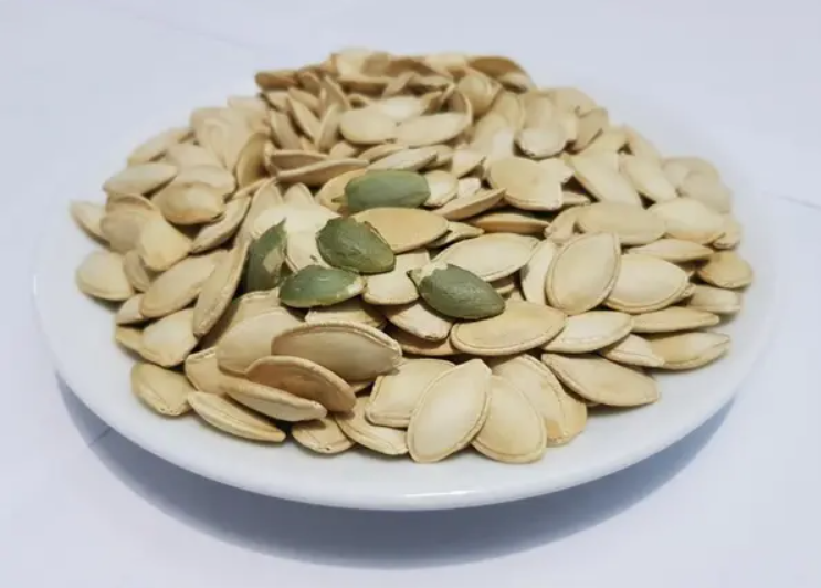 Loại hạt chứa nhiều calo hơn cả bát phở nên ăn có kiểm soát để tránh tăng cân sau Tết