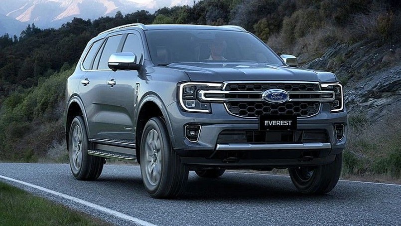 Bảng giá xe Ford Everest 2023 đầu tháng 2