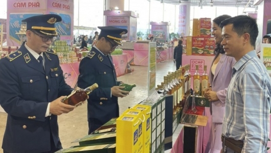 Quảng Ninh: Phạt vi phạm hành chính gần 3,6 tỷ đồng trong tháng cao điểm kiểm tra thị trường