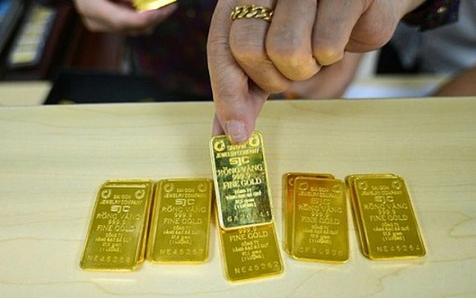 Chuyên gia nhận định giá vàng có thể lao dốc khi sửa đổi Nghị định 24