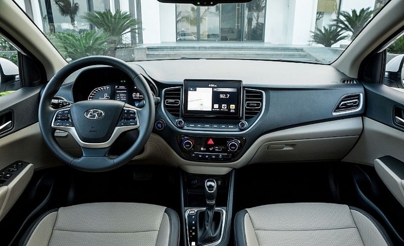 Hyundai Accent 2023 giảm giá mạnh, 
