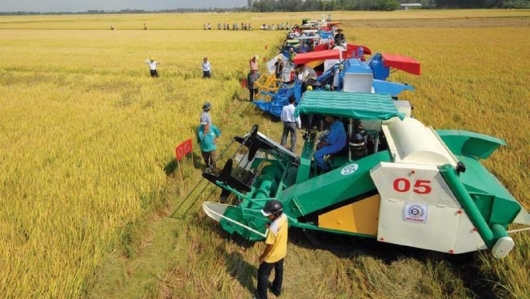 Hưng Yên tiếp tục đẩy mạnh cơ giới hóa trong sản xuất nông nghiệp