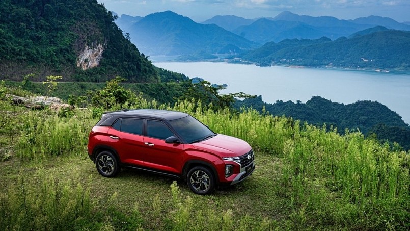 Hyundai Creta giảm giá mạnh, cạnh tranh trực tiếp với Mitsubishi Xforce và Kia Seltos