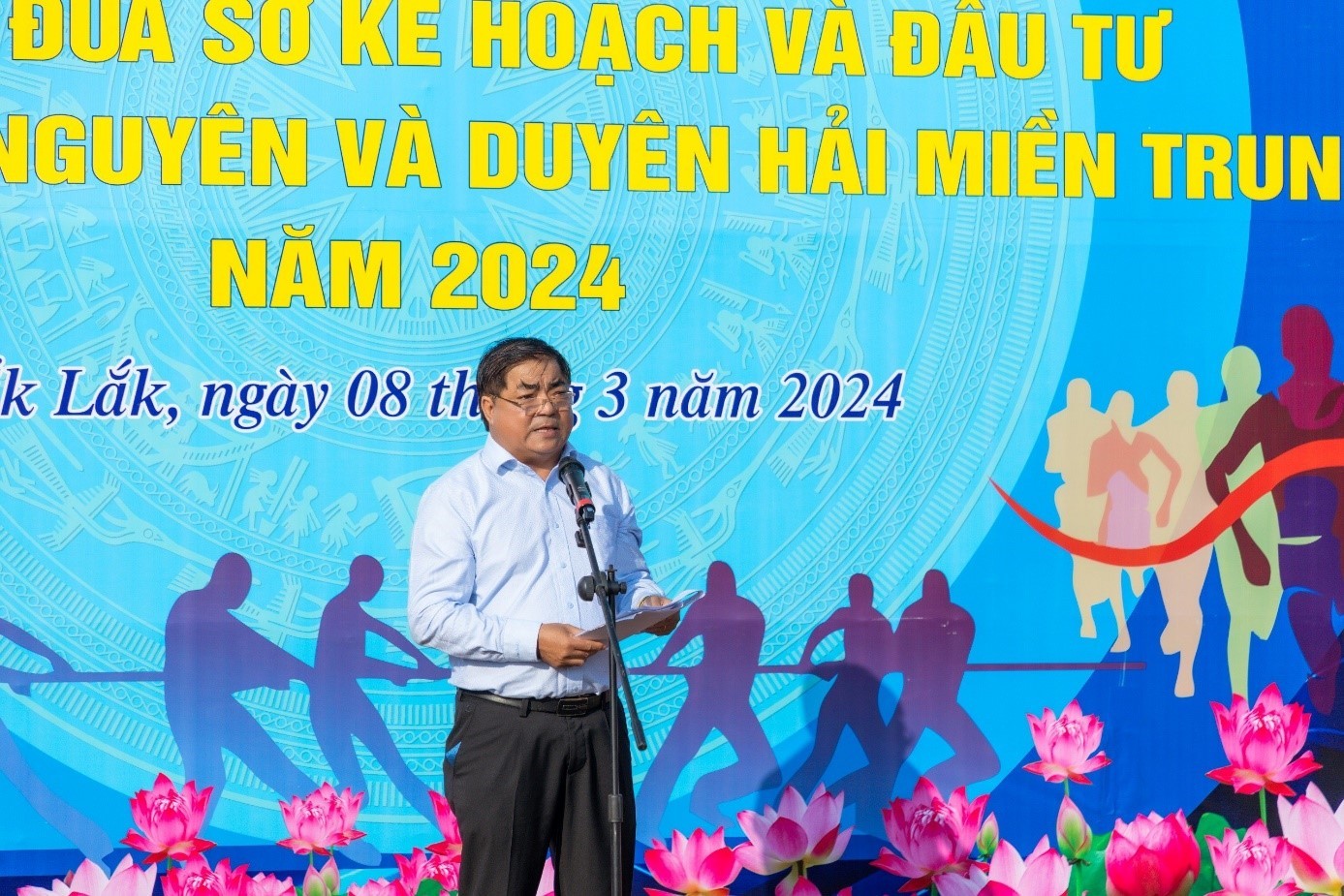 Ông Võ Ngọc Tuyên giám đốc Sở KH&ĐT tỉnh Đắk Lắk phát biểu khai mạc hôi thao
