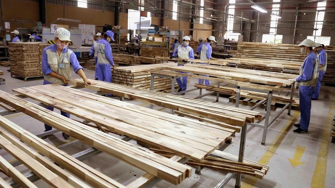 Hội nghị giao ban bàn về tháo gỡ khó khăn, thúc đẩy xuất khẩu gỗ năm 2024
