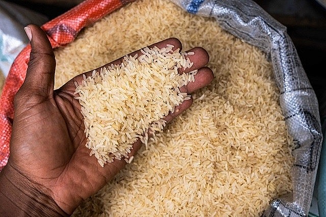 Giá gạo đồ 5% tấm của nước xuất khẩu hàng đầu là Ấn Độ đã đứng ở mức cao kỷ lục 552-560 USD/tấn 