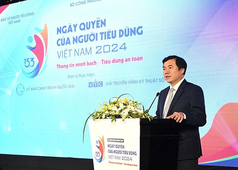 Thứ trưởng Bộ Công thương Nguyễn Sinh Nhật Tân phát biểu tại buổi lễ.
